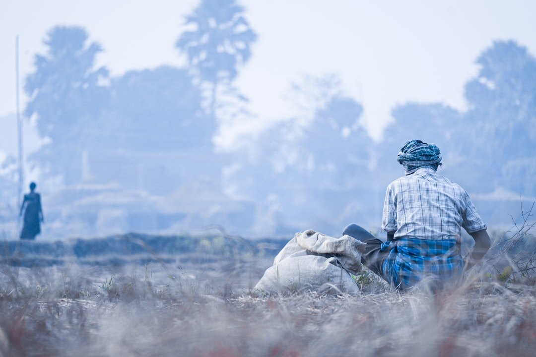 farmer using mobile app